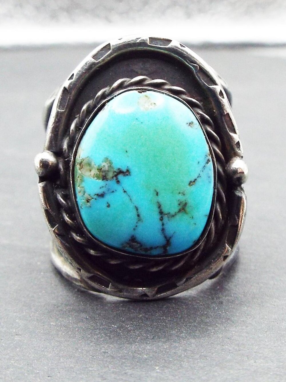 LORENZO SECATERO NAVAJO STERLING KINGMAN TURQUOISE 14 GR. TW SZ. 8 RING 65
